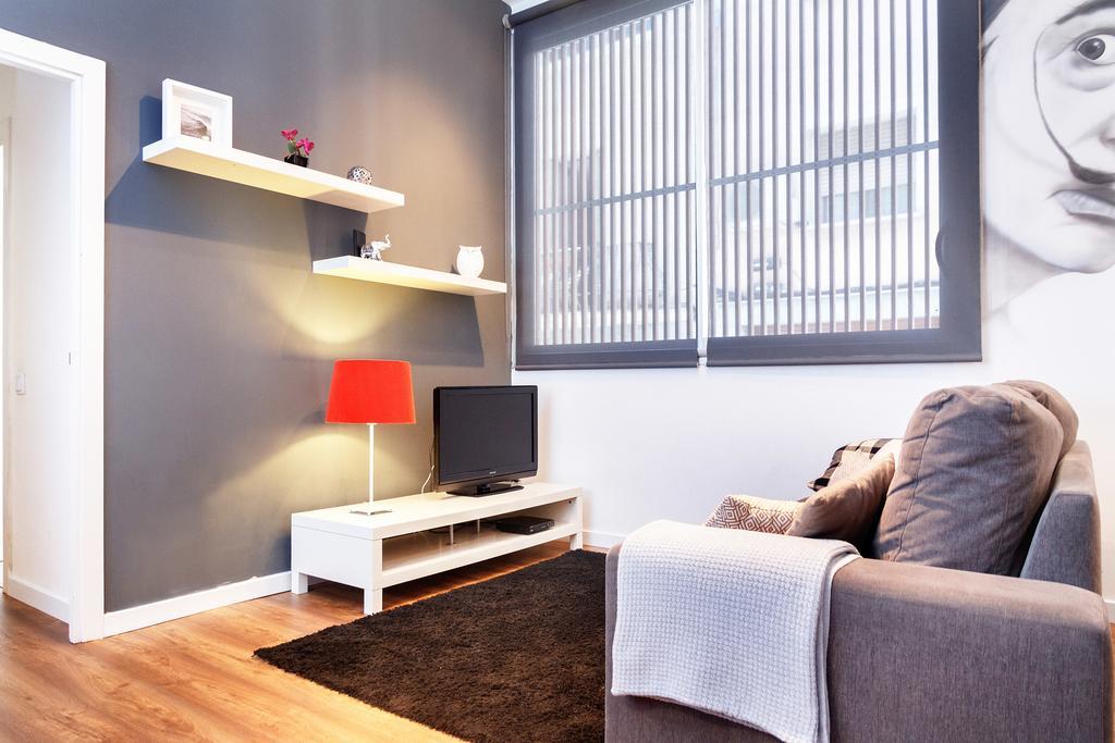 Feelathome Poblenou Beach Apartments Барселона Екстериор снимка
