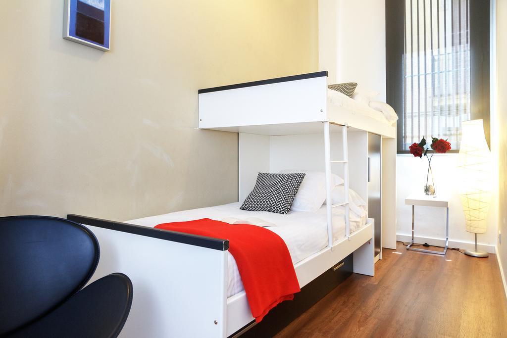 Feelathome Poblenou Beach Apartments Барселона Стая снимка