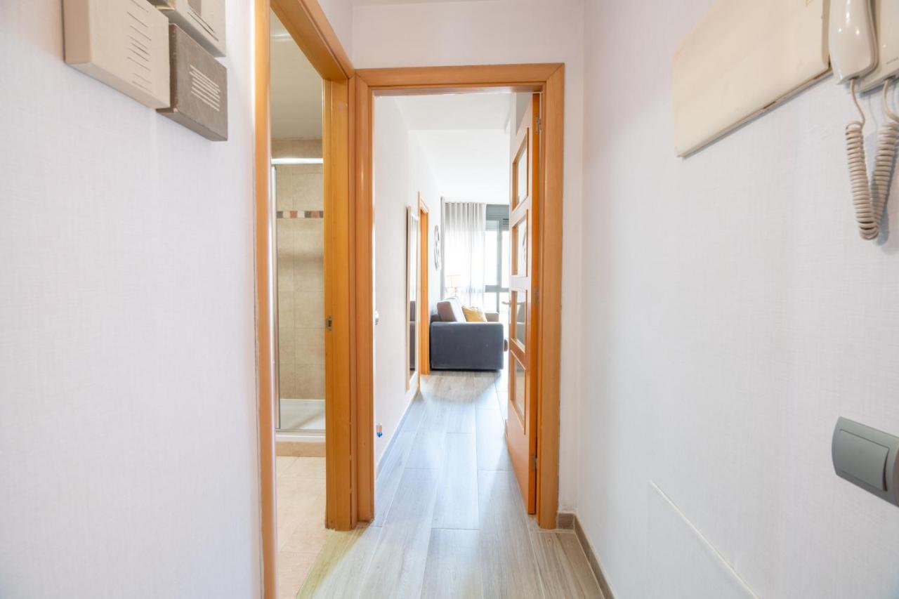 Feelathome Poblenou Beach Apartments Барселона Екстериор снимка