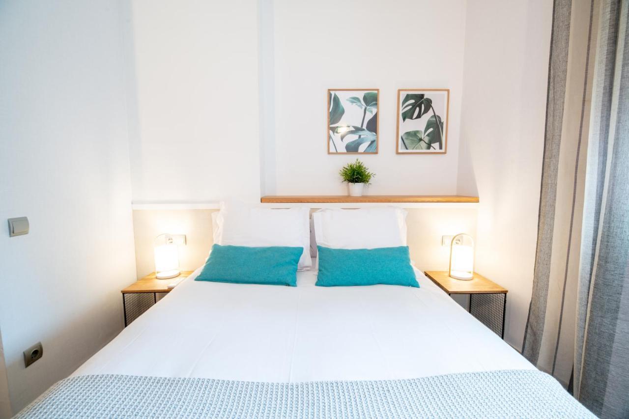 Feelathome Poblenou Beach Apartments Барселона Екстериор снимка